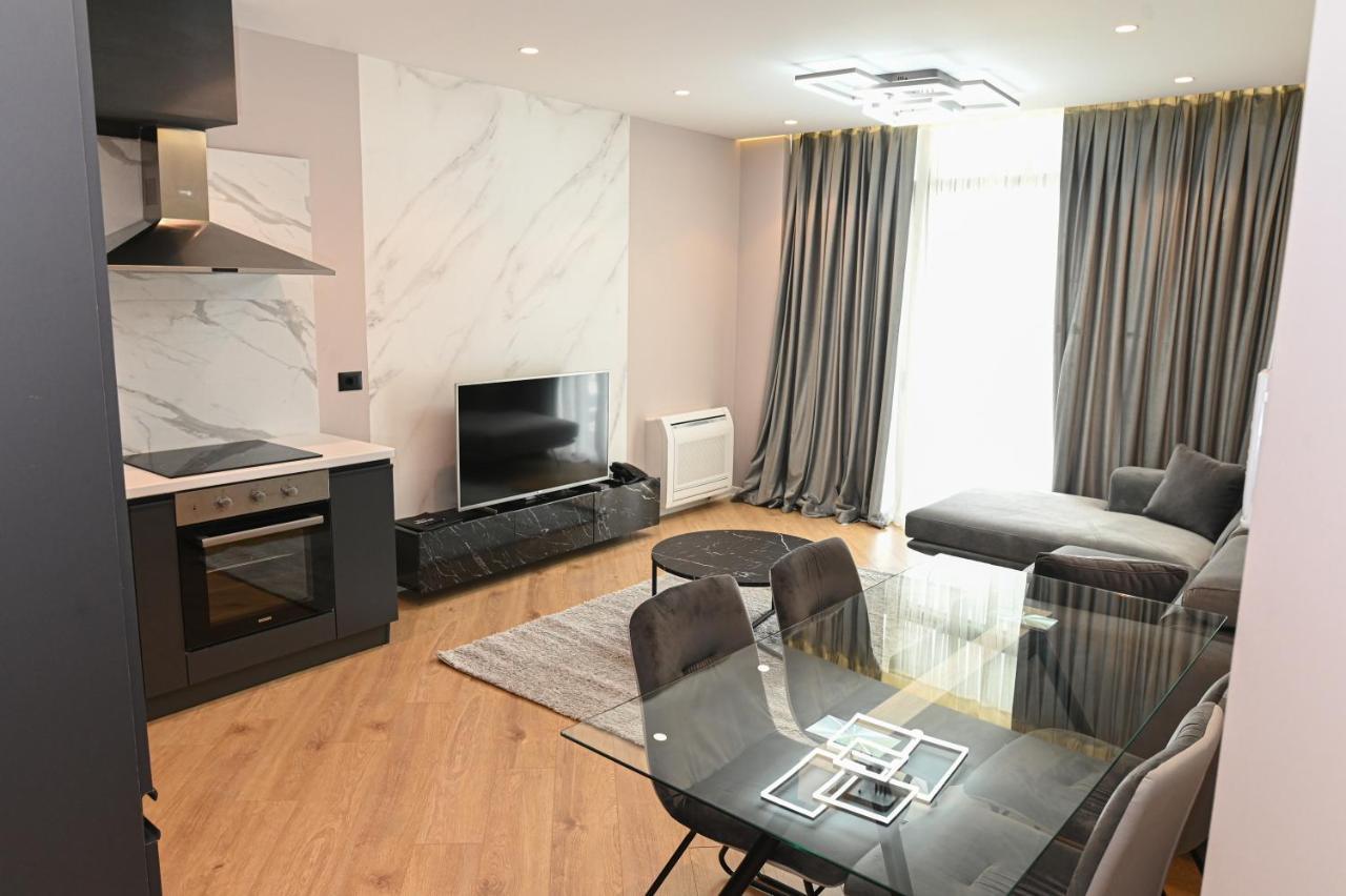 White Hill Hotel, Spa & Conferences Durres Bagian luar foto