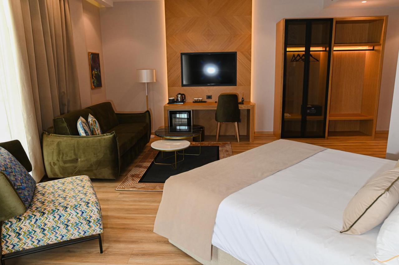 White Hill Hotel, Spa & Conferences Durres Bagian luar foto