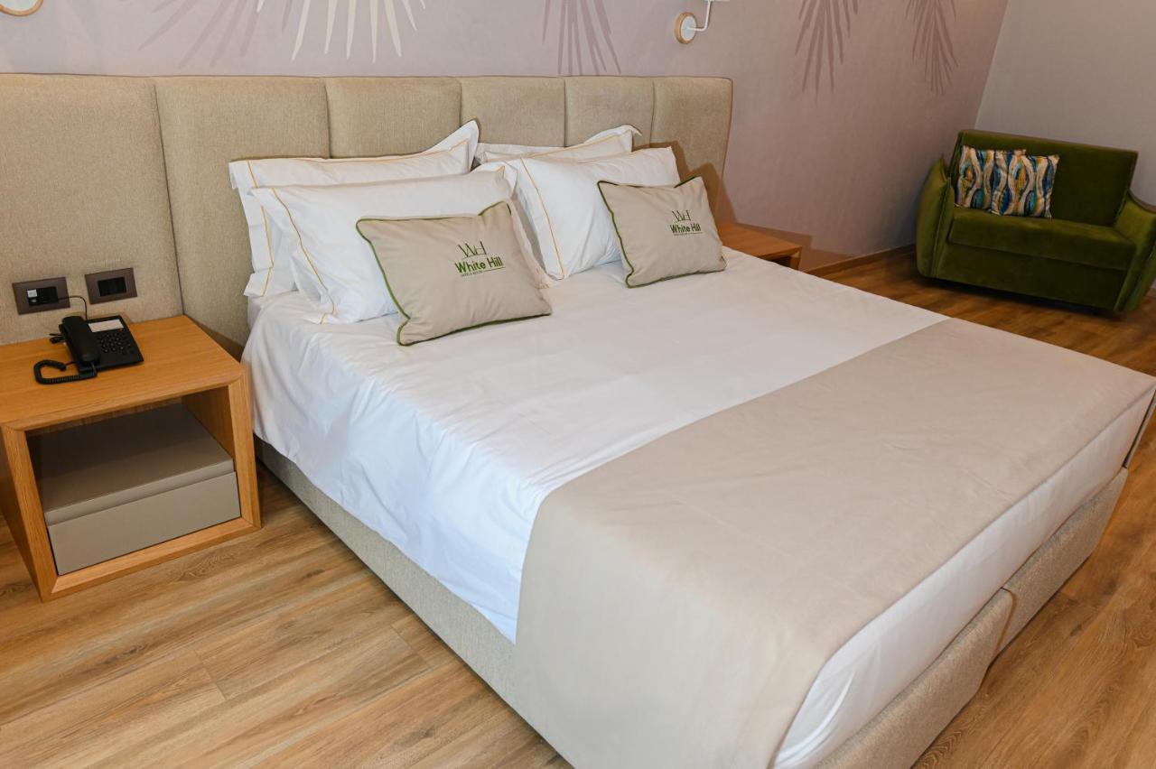 White Hill Hotel, Spa & Conferences Durres Bagian luar foto