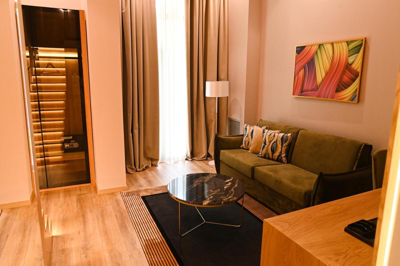 White Hill Hotel, Spa & Conferences Durres Bagian luar foto