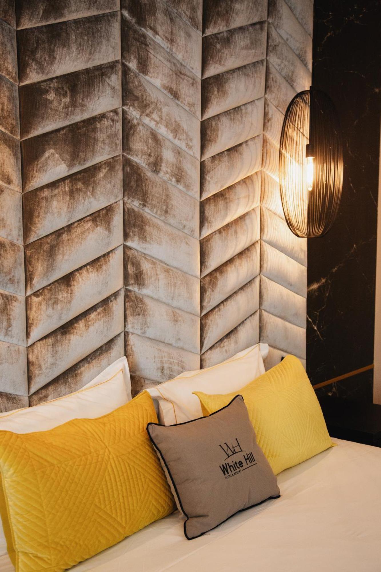 White Hill Hotel, Spa & Conferences Durres Bagian luar foto
